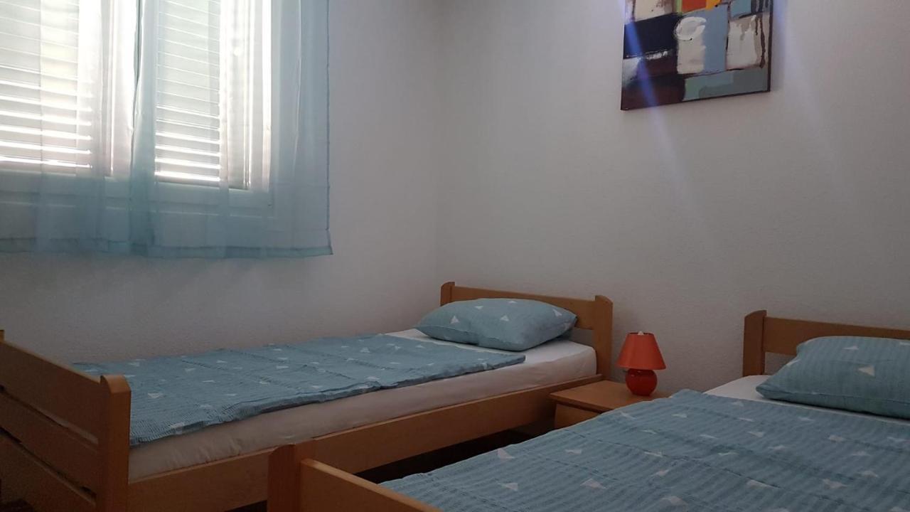 Apartmani Vincek Vodice Exteriör bild