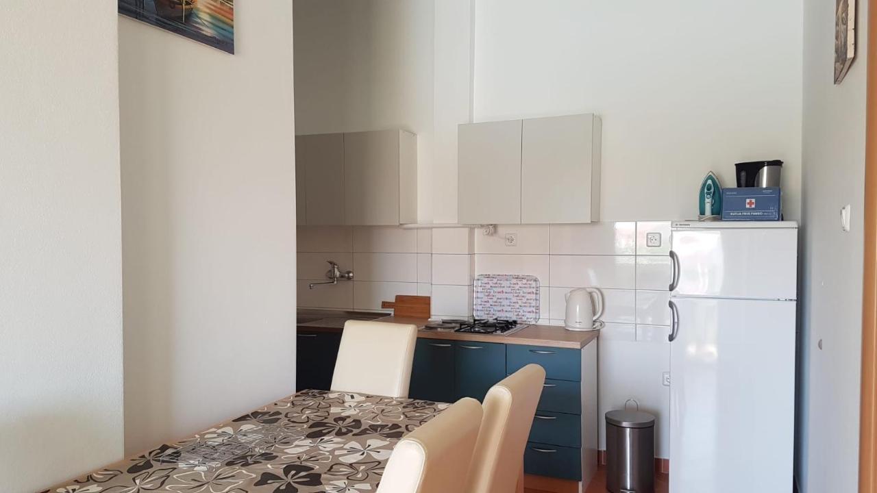 Apartmani Vincek Vodice Exteriör bild